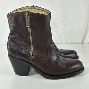 FRYE Leslie Zip Bootie Women’s 8B Leather Western High Heel Ankle Boots Brown